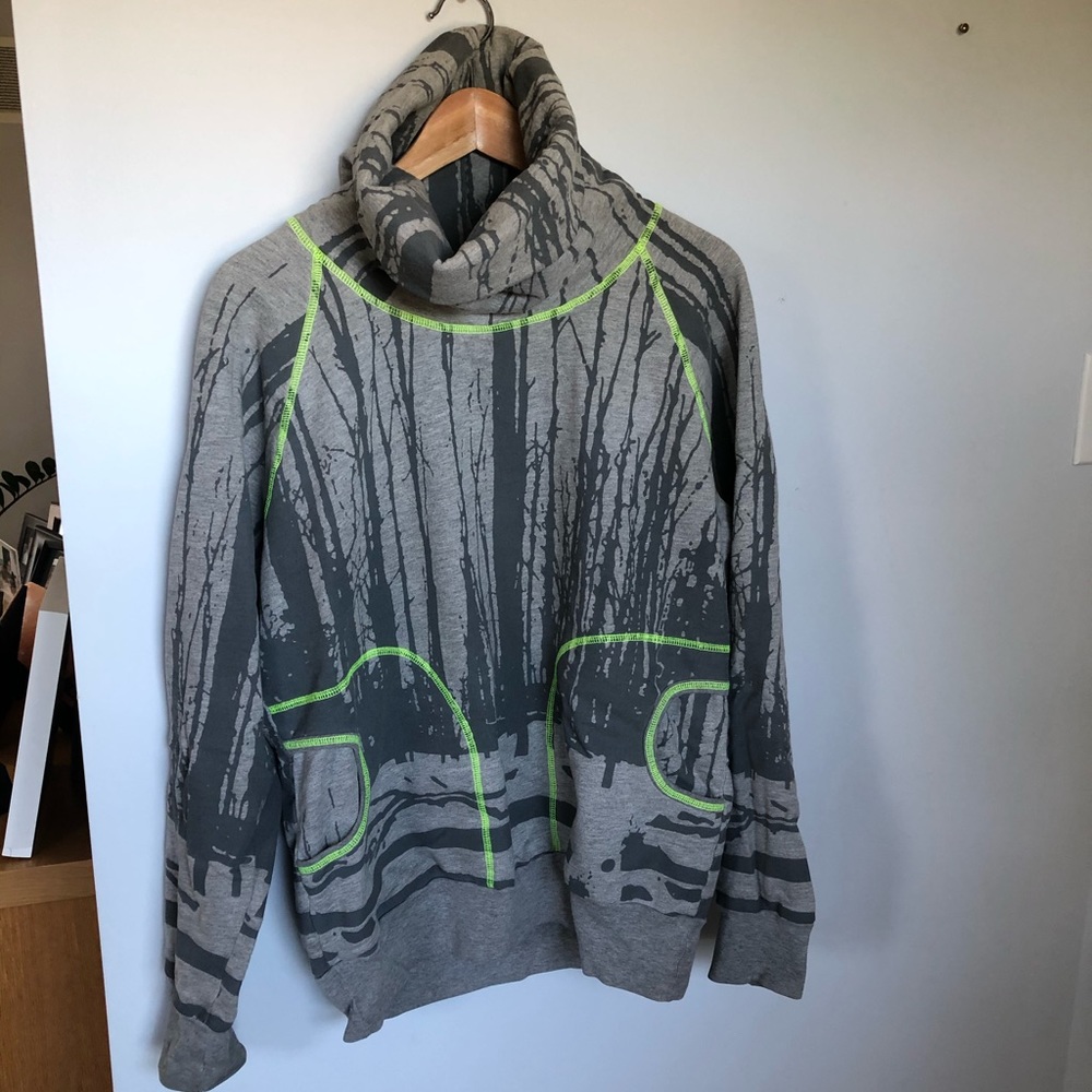 Judy Black original sweatshirt in EUC